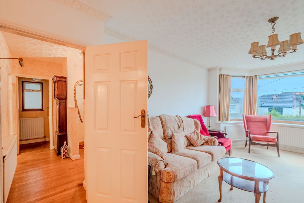 Property photo 3 of 16 Photo 2