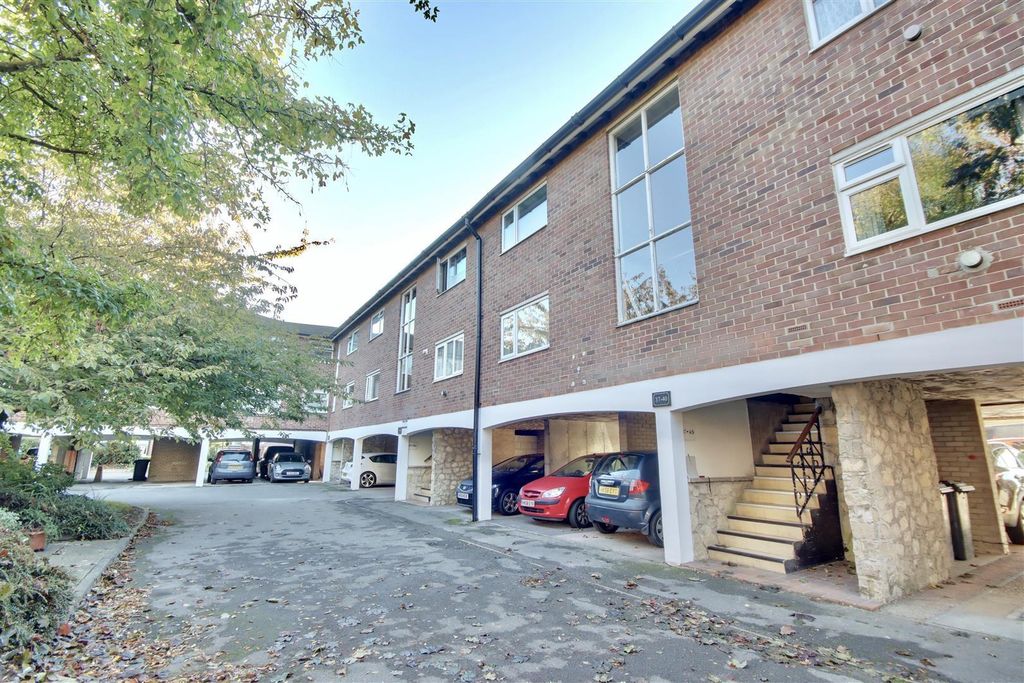 Property photo 1 of 11 H5Aucziyeugl1-Nrbuj2Ww.Jpg