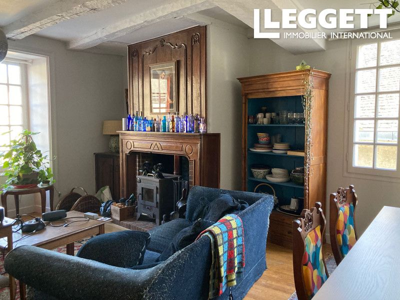 Property photo 3 of 10