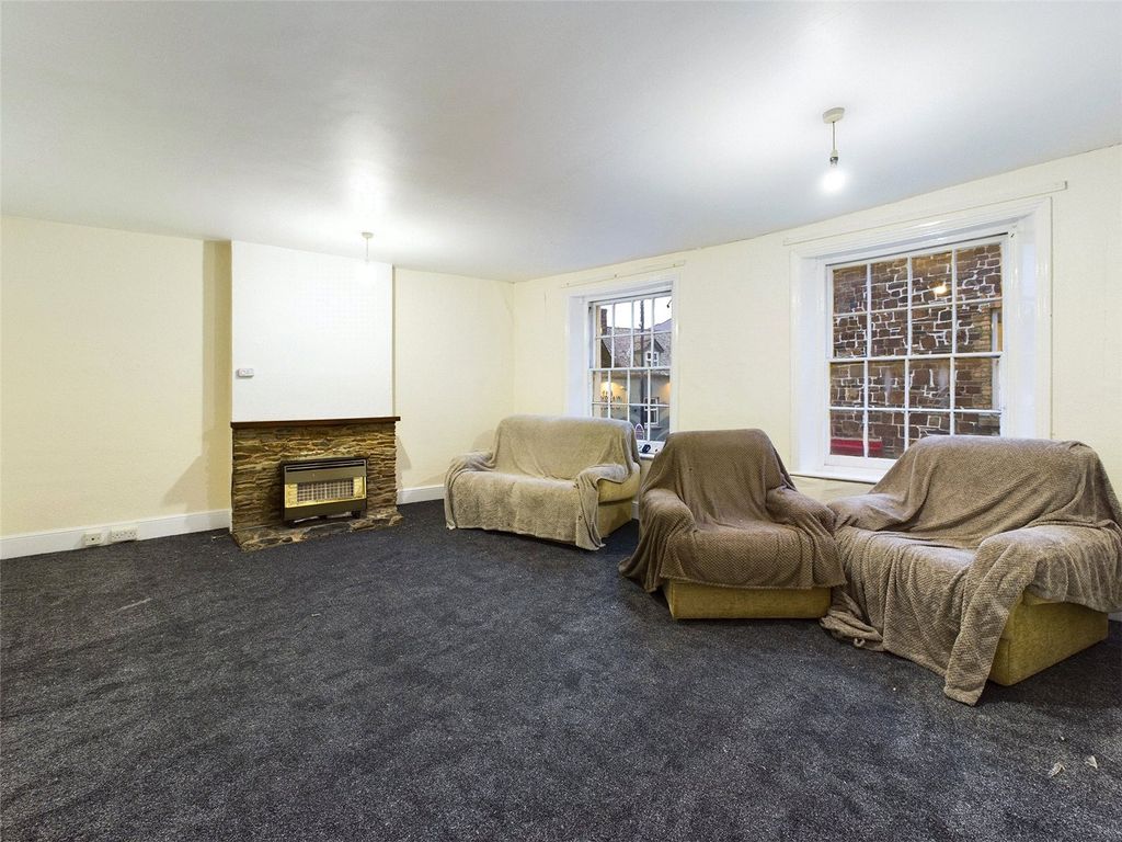 Property photo 2 of 14 2A