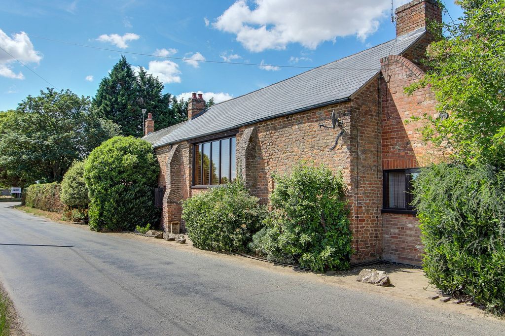 Property photo 1 of 57