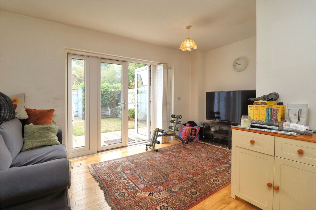 Property photo 2 of 15 Picture No. 42