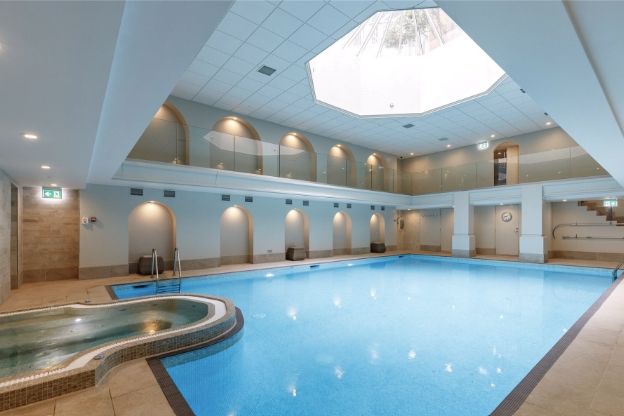 Property photo 3 of 21 Swimming Pool