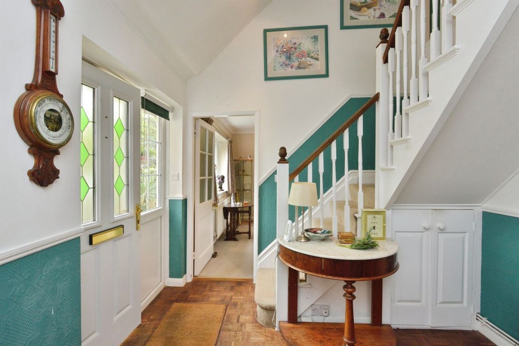 Property photo 2 of 10