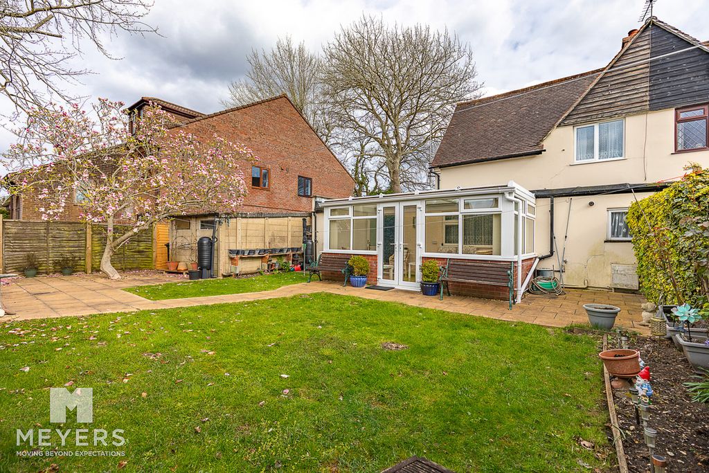 Property photo 2 of 13