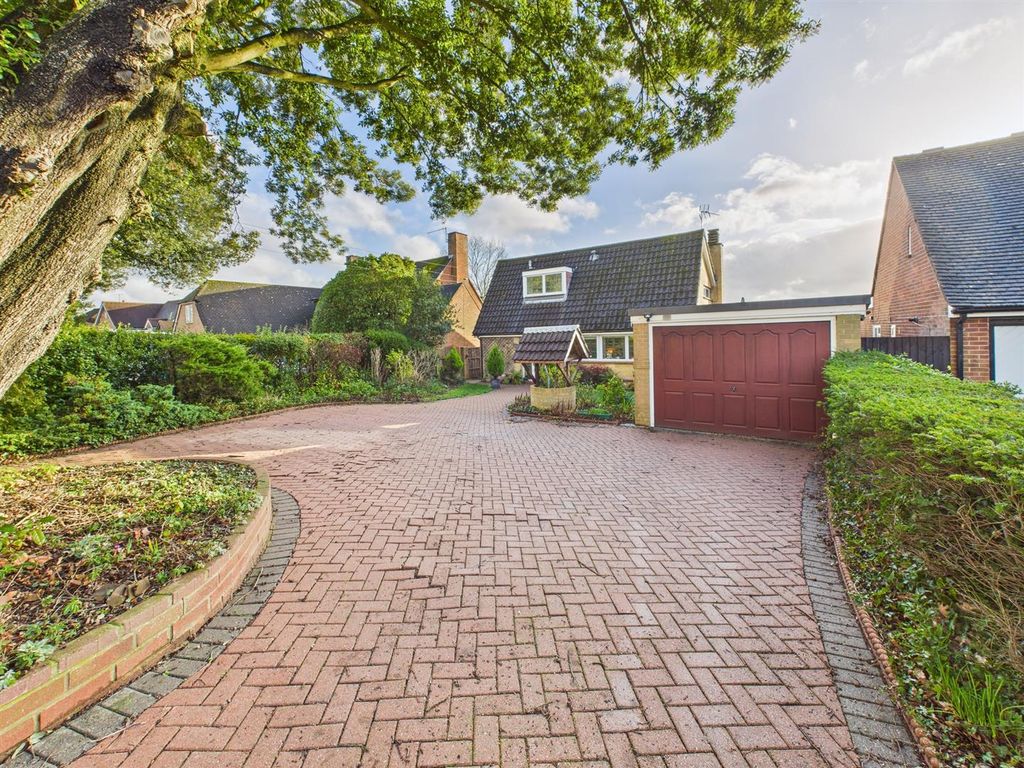 Property photo 1 of 22 Cam05510G0-Pr0136-Still010.Jpg