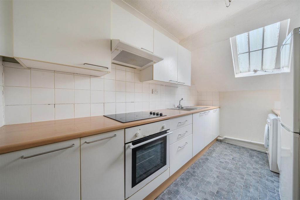 Property photo 3 of 8 1448060-7-69E652Ad5255E-1 - Copy.Jpg