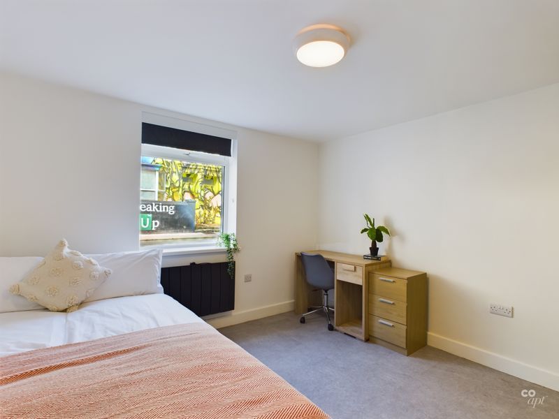 Property photo 2 of 8 Photo 10