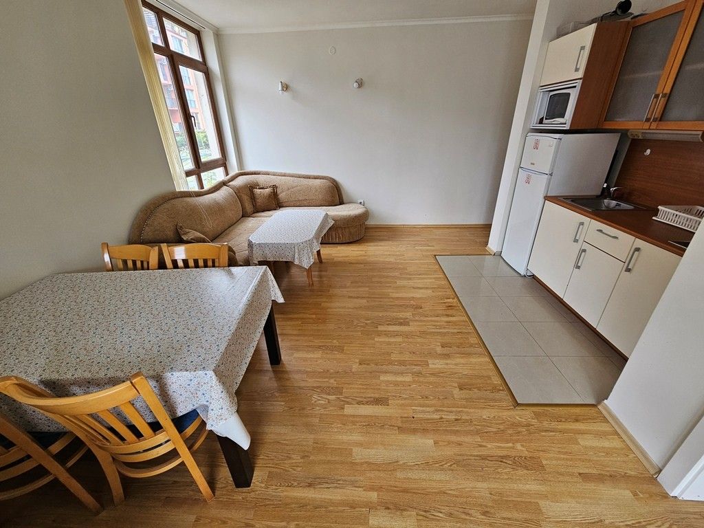 Property photo 3 of 22