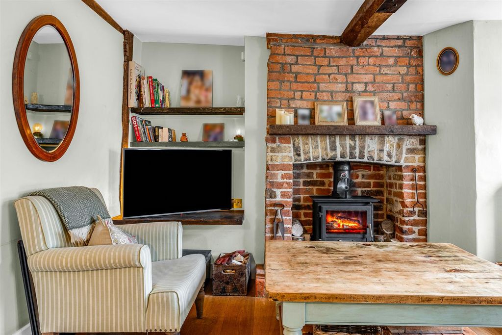 Property photo 3 of 28 Internal-5.Jpg