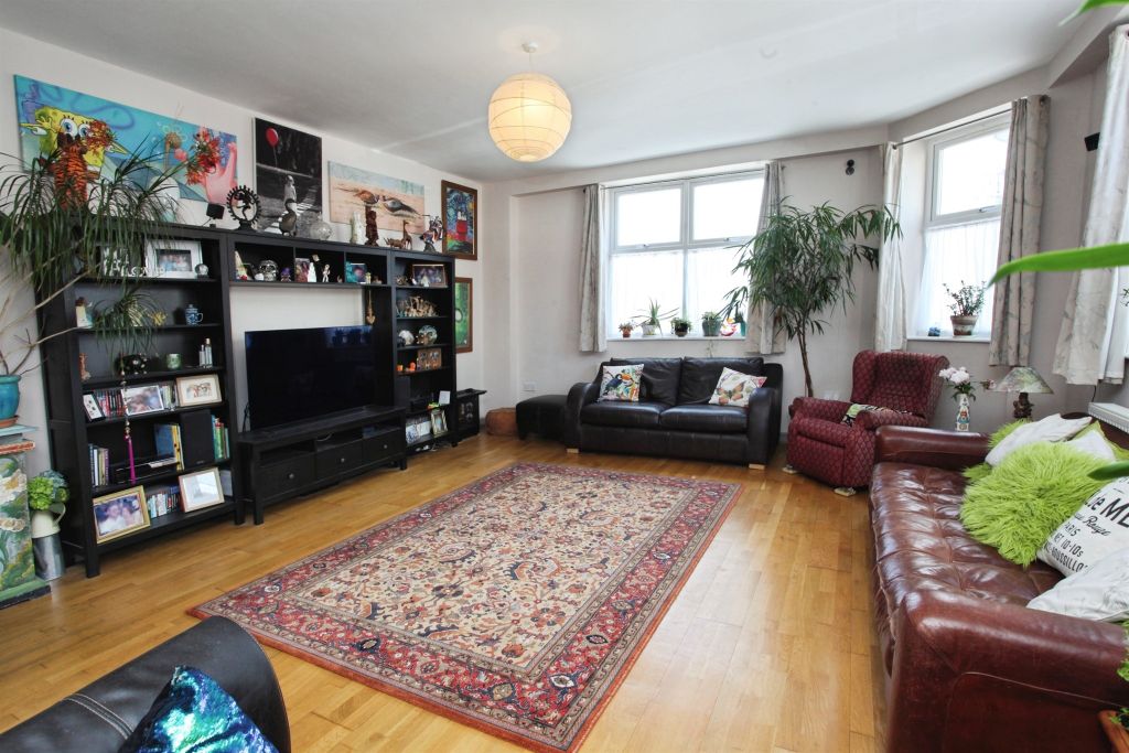 Additional image 6 of 5 bed detached house for saleCommercial Street, Nelson, Treharris CF46