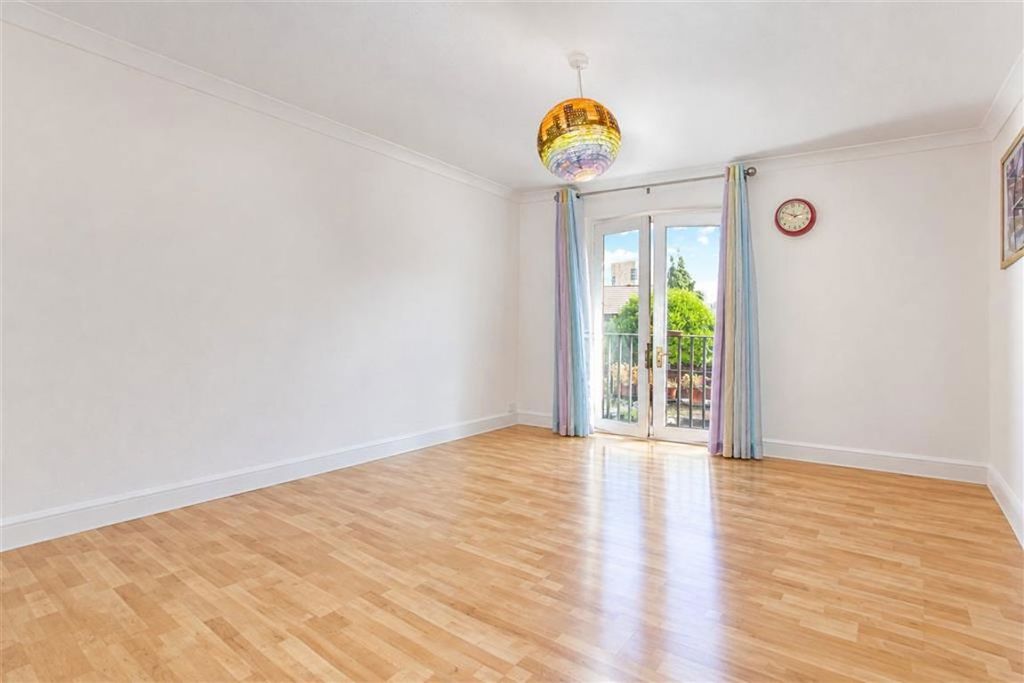Property photo 2 of 5