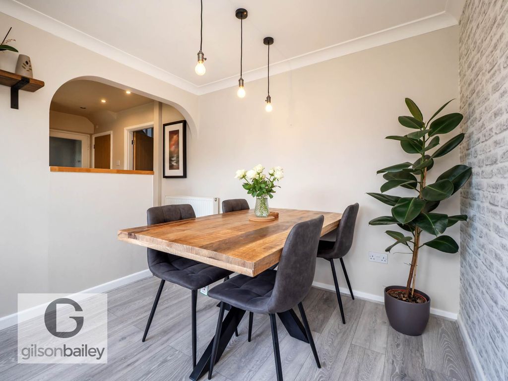 Property photo 3 of 26