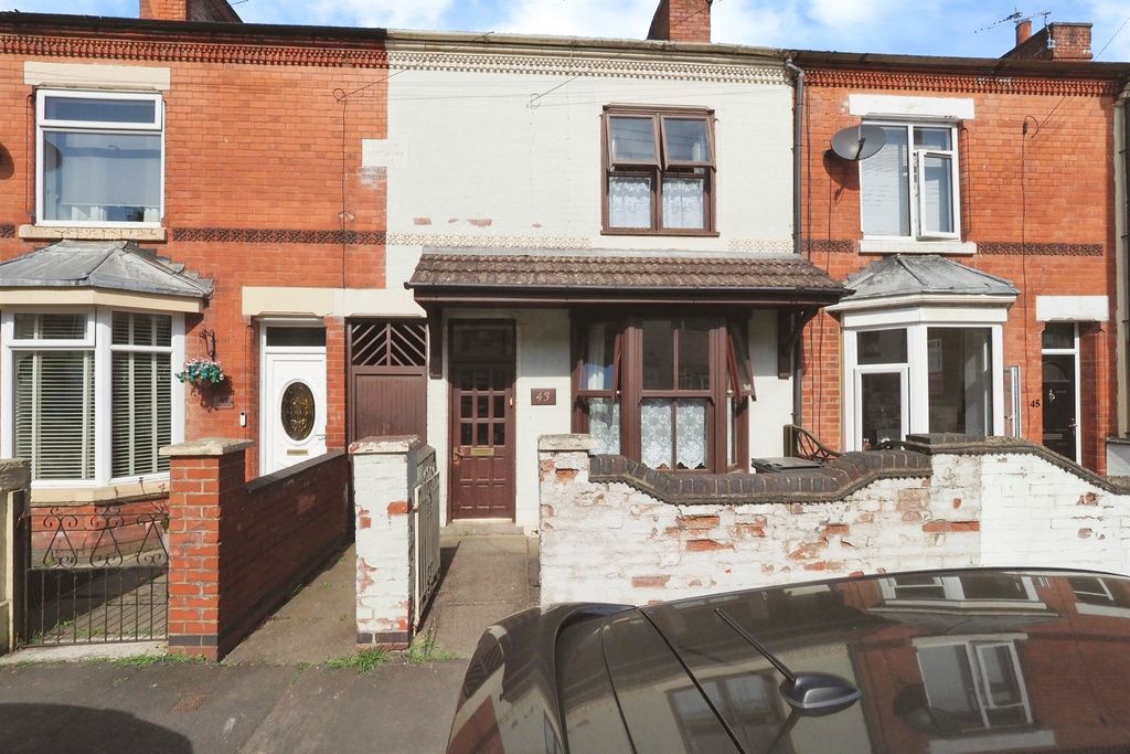 Property photo 1 of 17