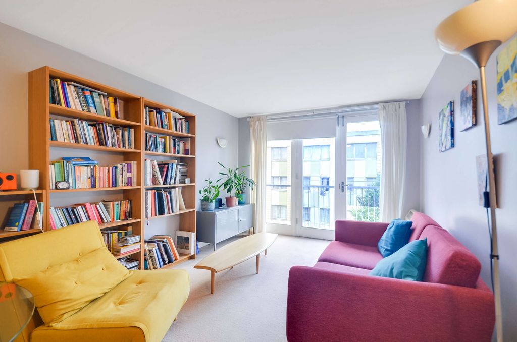 Property photo 1 of 20 Lounge Area.Jpg