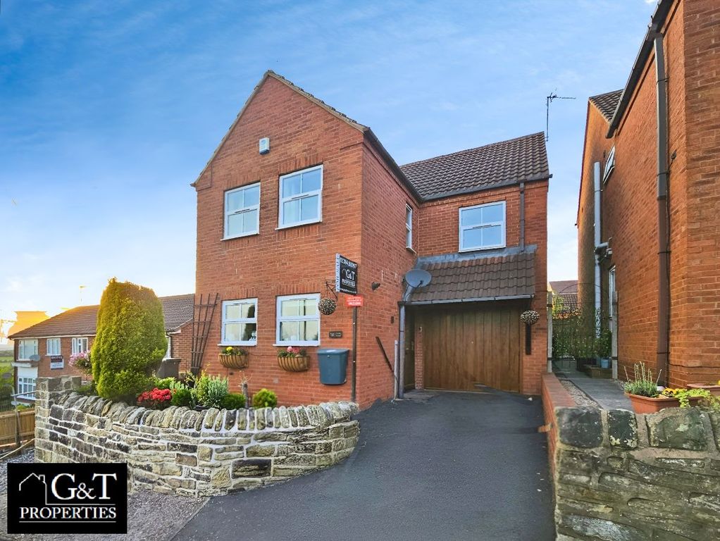 Property photo 1 of 34