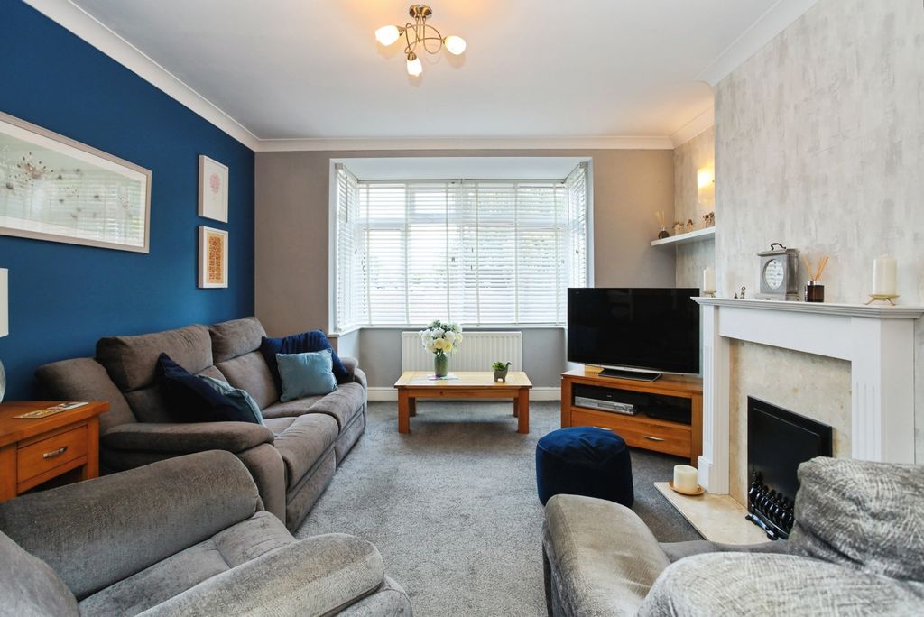 Property photo 2 of 20 Pbox-Img.Jpg