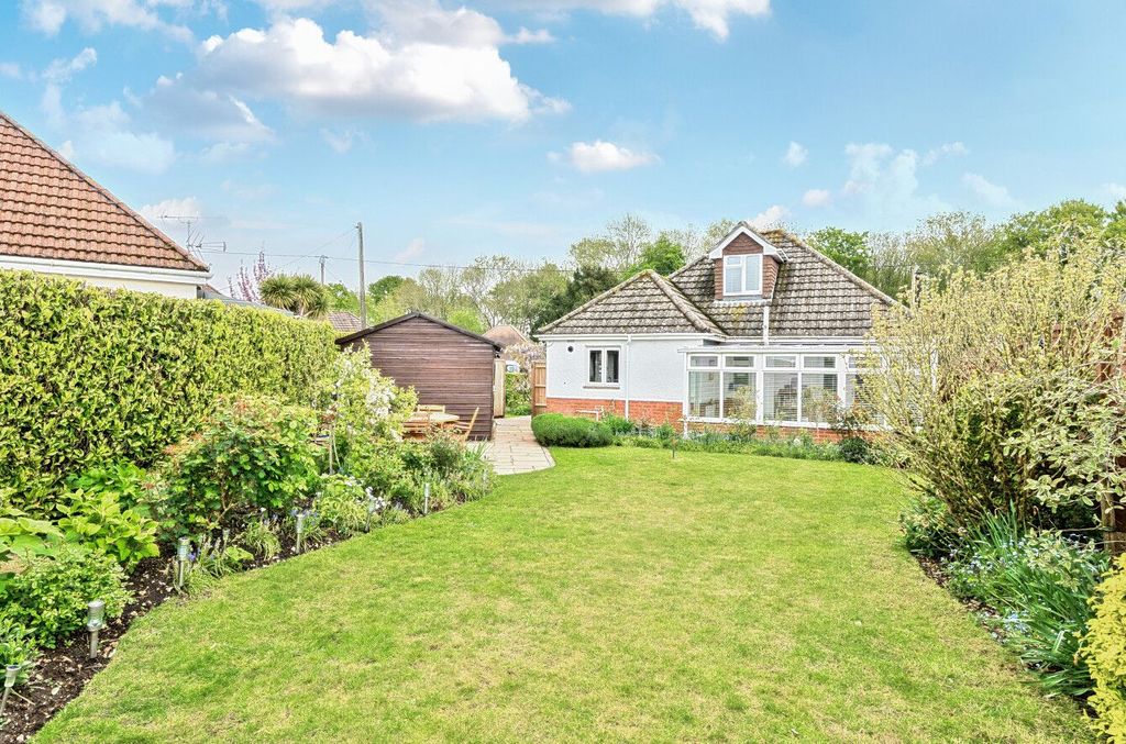 Property photo 1 of 18