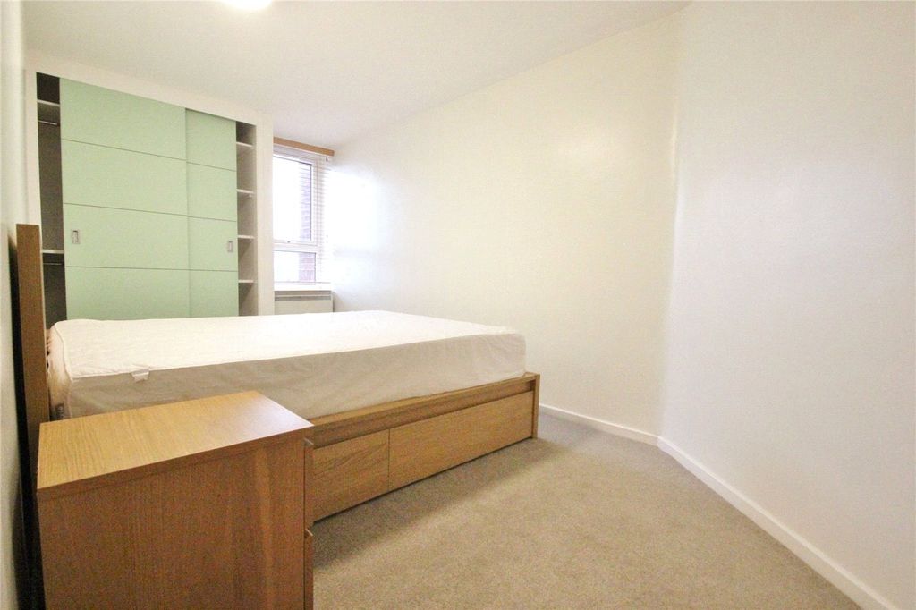 Property photo 2 of 10 Picture No. 06