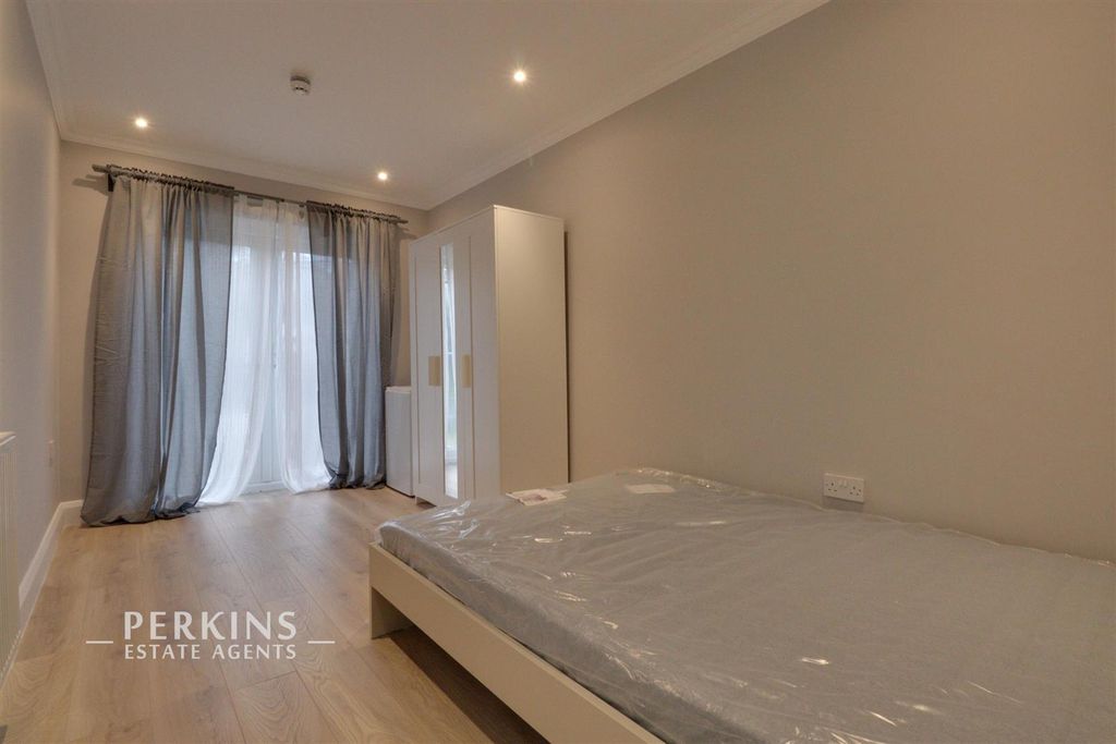 Property photo 1 of 5 B.Jpg