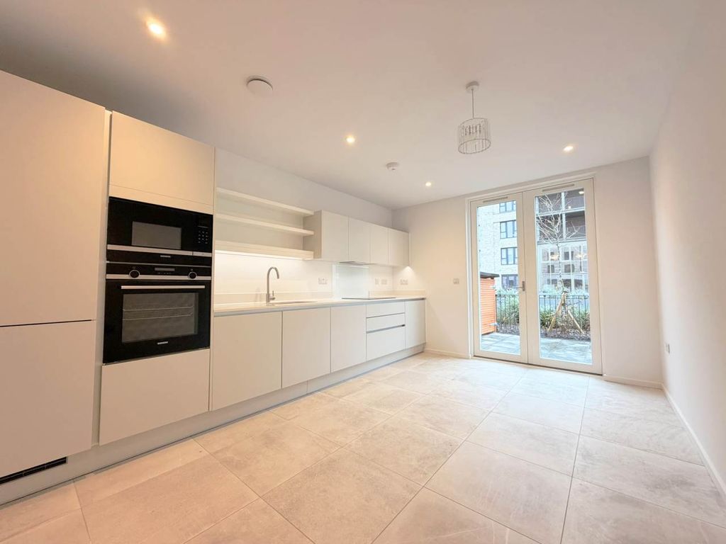 Property photo 2 of 19 Kitchen/Diner