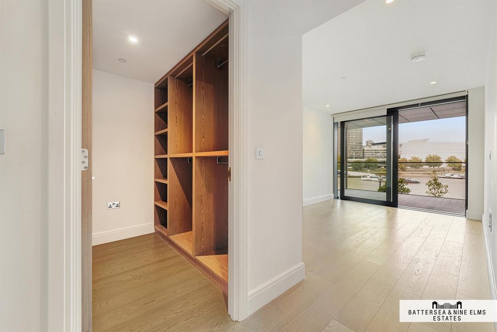 Property photo 3 of 27