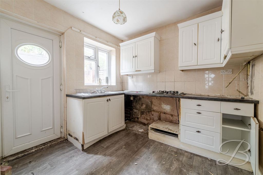 Property photo 3 of 17 Ccltd-10.Jpg