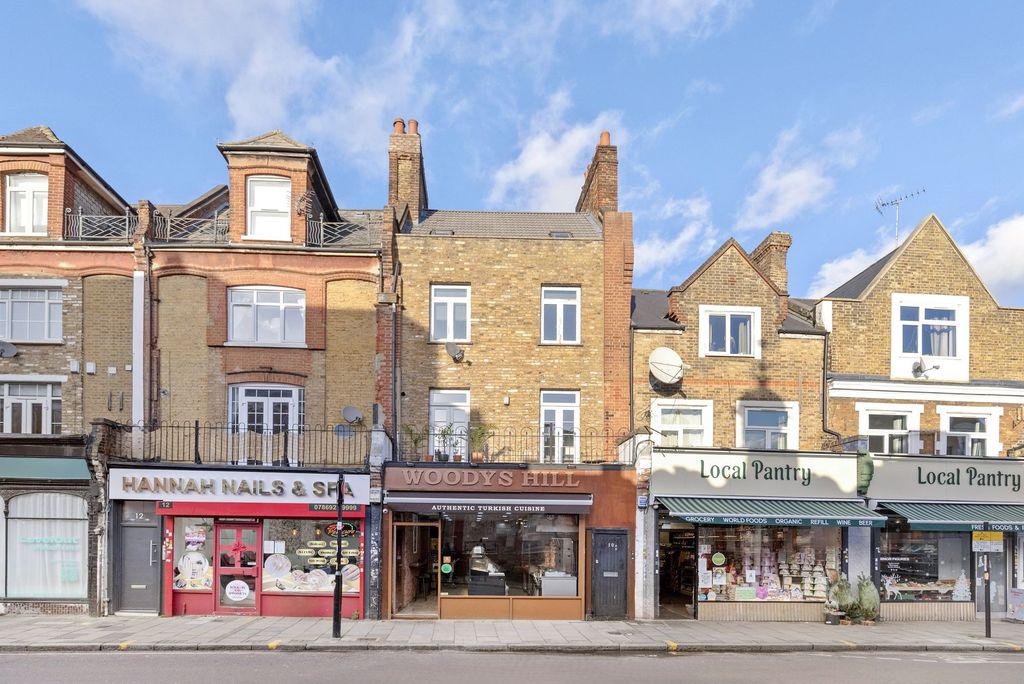 Property photo 1 of 17