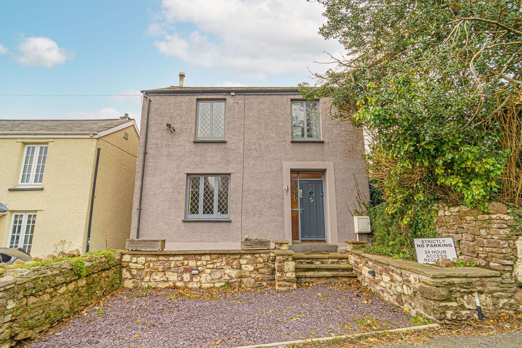 Property photo 1 of 36
