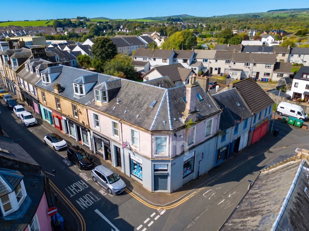 Property photo 2 of 20 Main Street, Dalry External