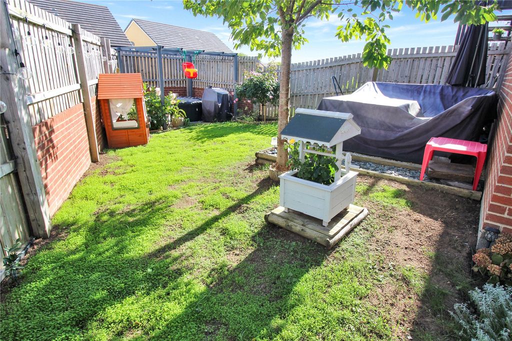 Property photo 2 of 13 Picture No. 05