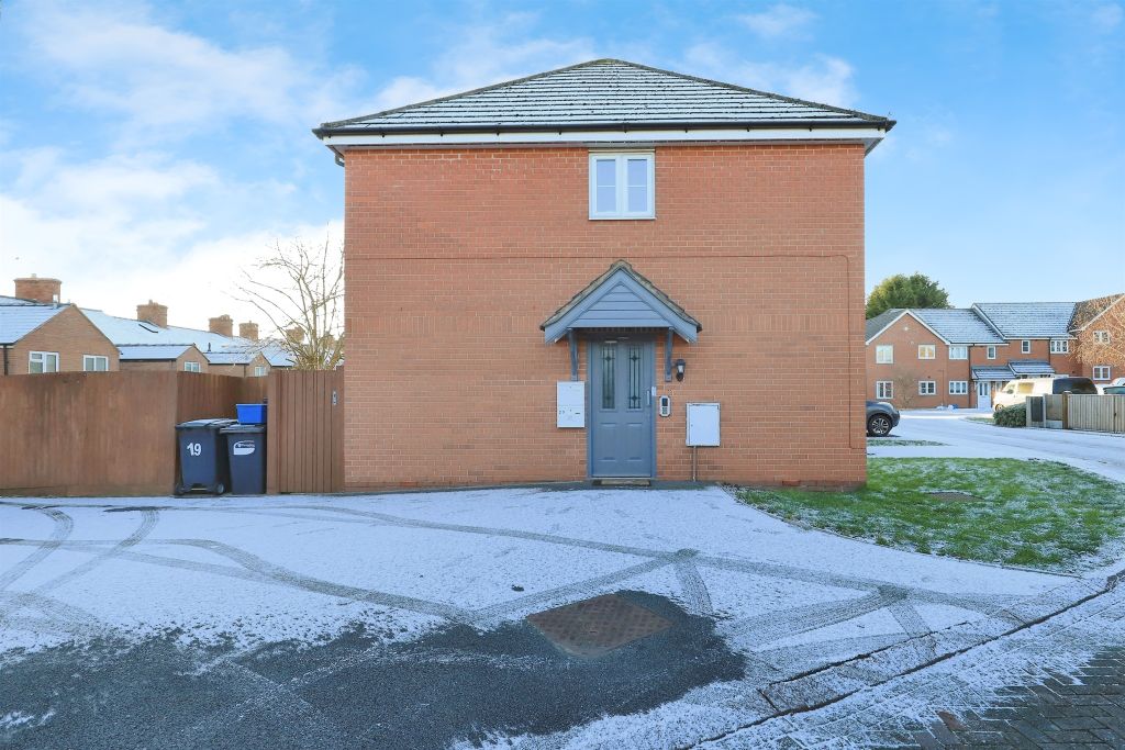 Property photo 1 of 17