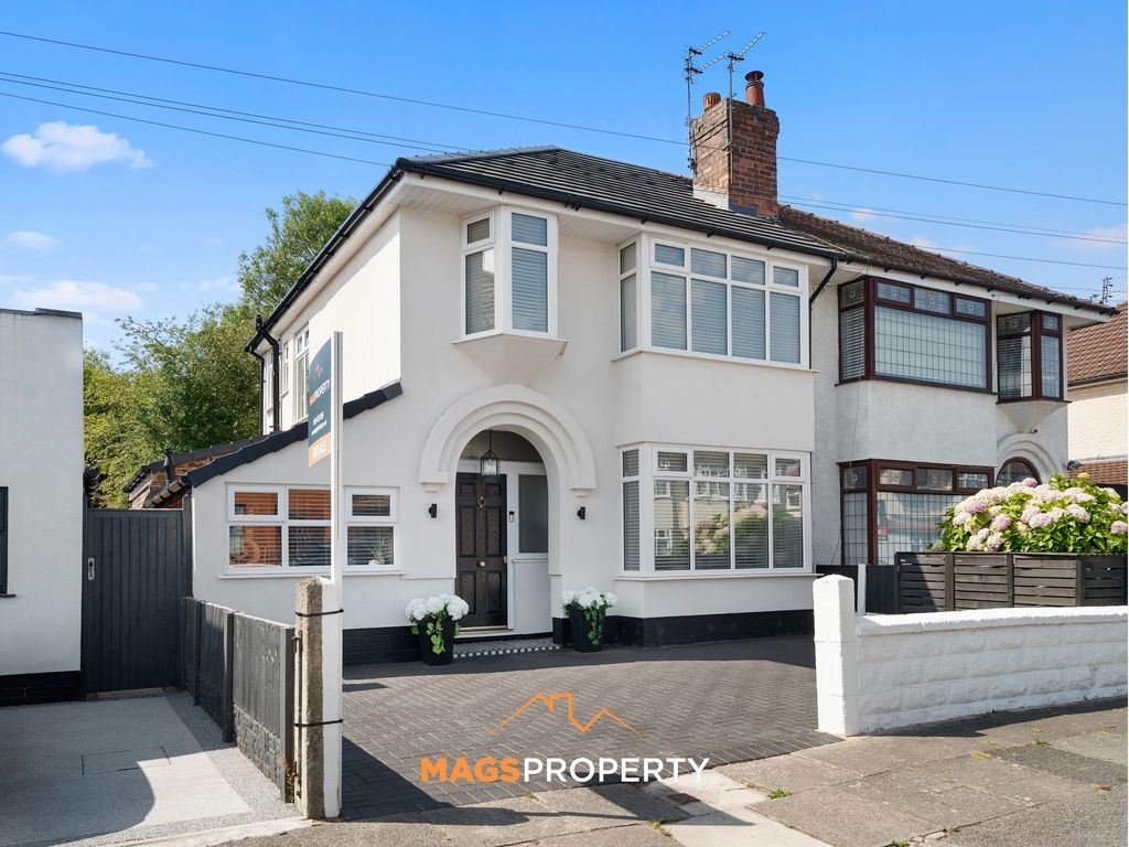 Property photo 1 of 33