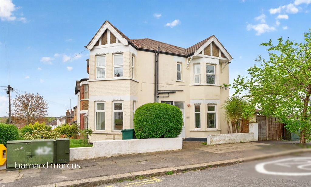 Property photo 1 of 6