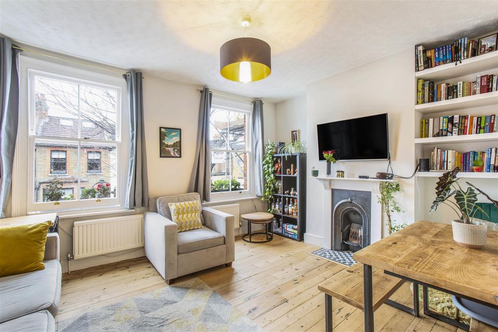Property photo 2 of 26 2