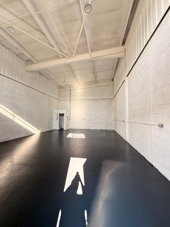 Property photo 1 of 3