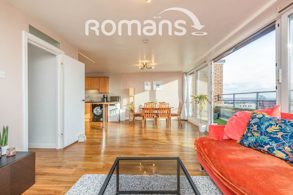 Property photo 2 of 11 Property Image