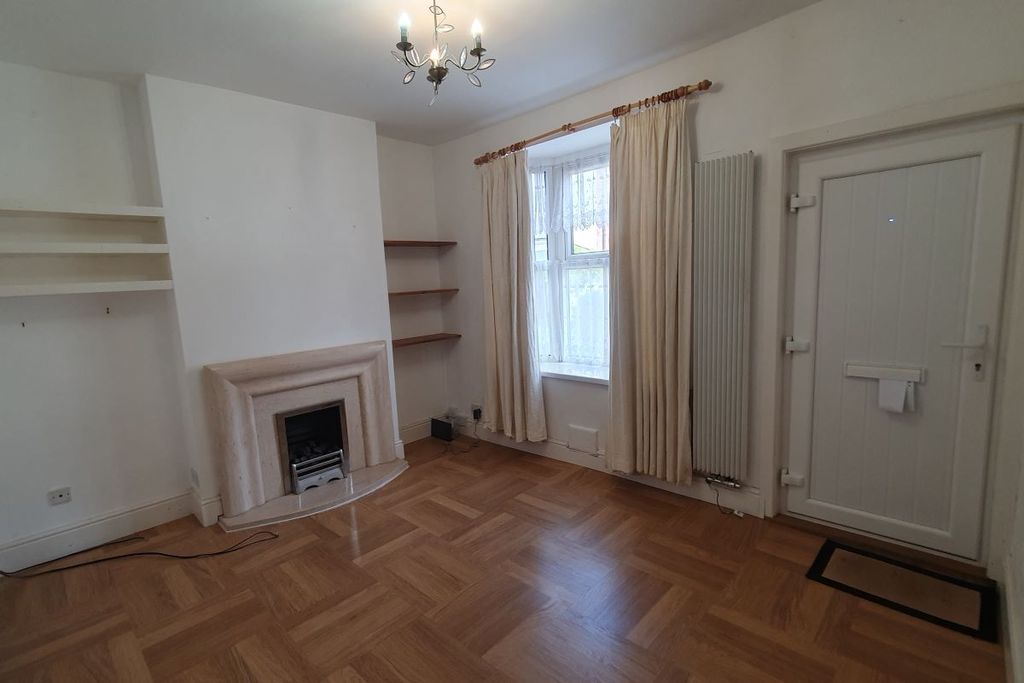 Property photo 3 of 24