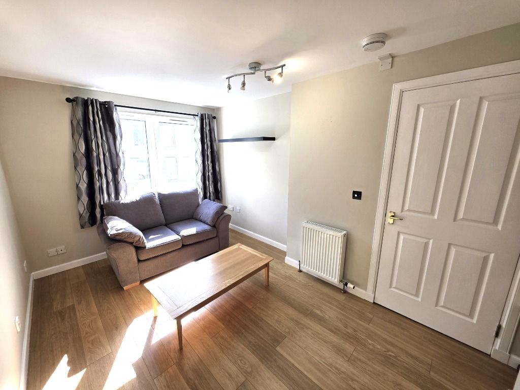 Property photo 3 of 11 Photo 3