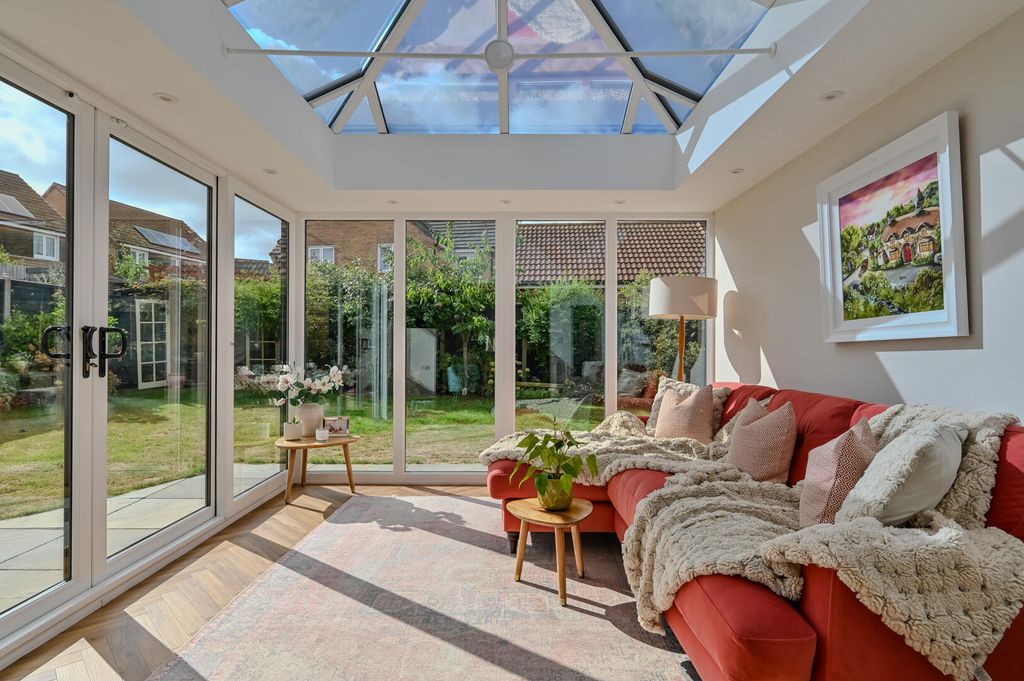 Property photo 1 of 30 Conservatory
