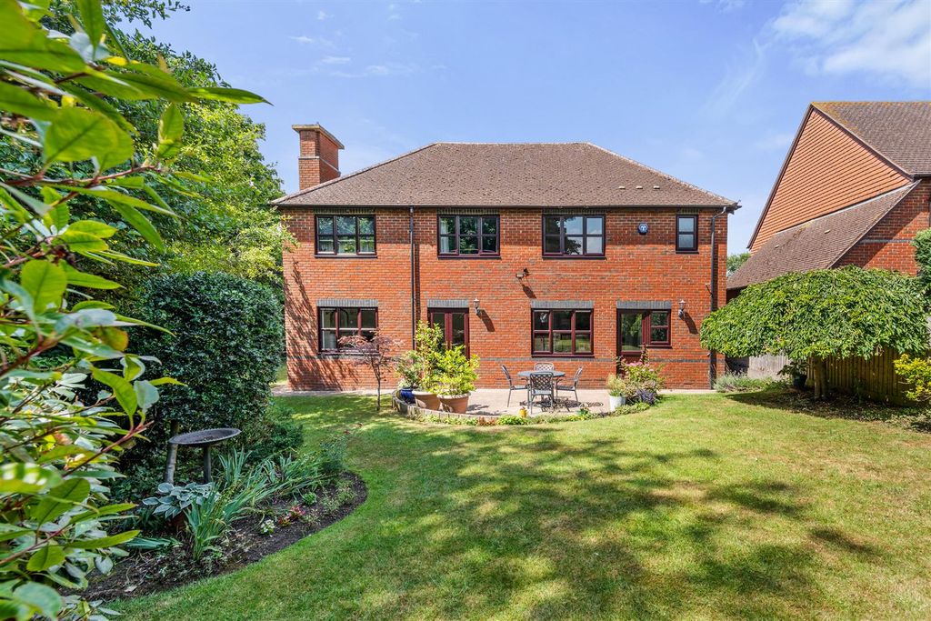 Property photo 3 of 33 13Ebbsgroveweb09.Jpg
