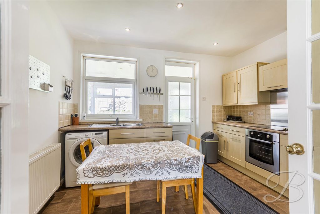 Property photo 2 of 21 Ccltd7.Jpg