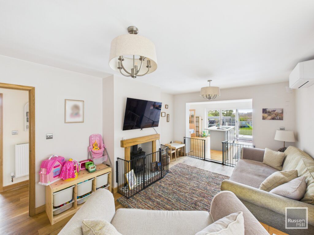 Property photo 2 of 23