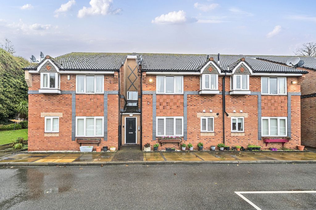 Property photo 1 of 13