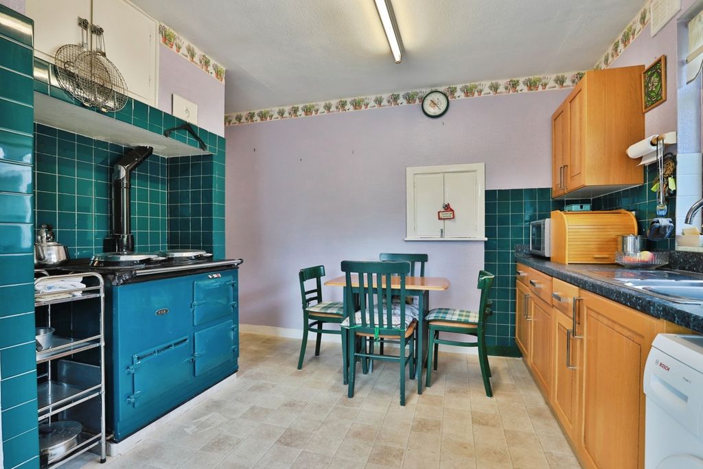 Property photo 3 of 21 Pbox-Img.Jpg