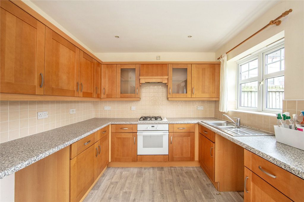 Property photo 3 of 17 Picture No. 22