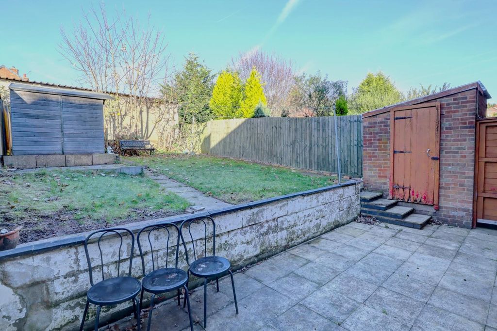 Property photo 2 of 14 Rear Garden