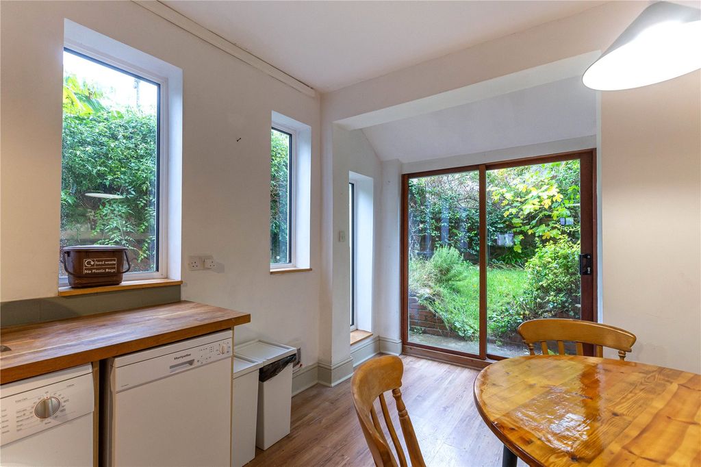 Property photo 3 of 21 Picture No. 51