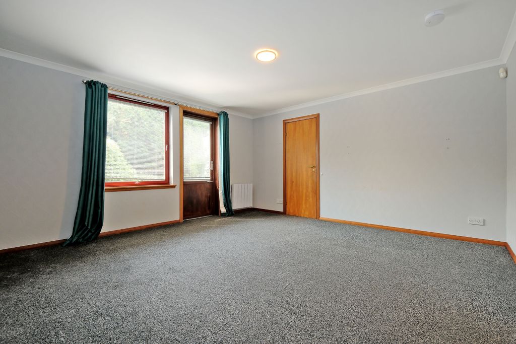 Property photo 3 of 22