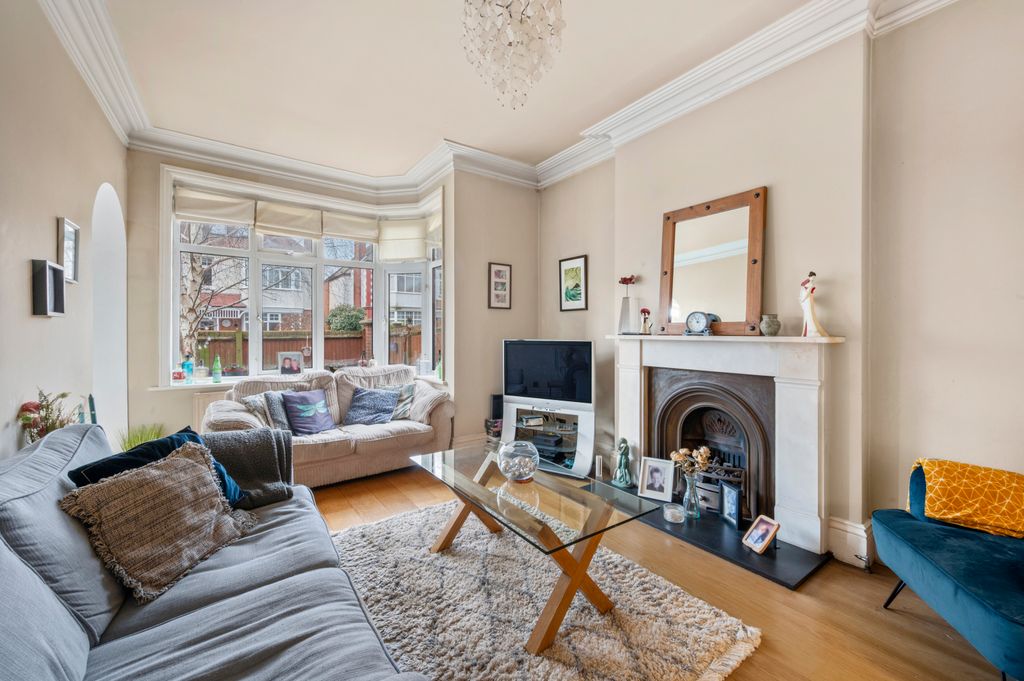 Property photo 1 of 17 Picture No. 13